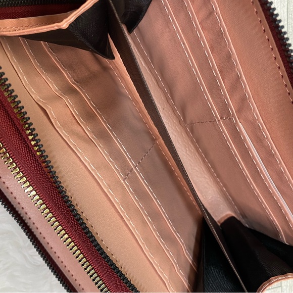 Red Faux Leather Quilted Chevron Large Zip Around Wallet Unbranded New - Picture 8 of 8